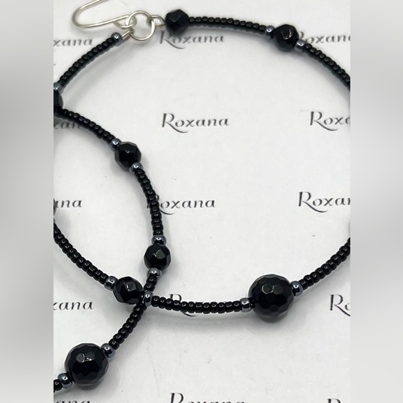 Black Onix and Premium Japanese seed Beads hoop earrings-Silver plated findings - Picture 2 of 3